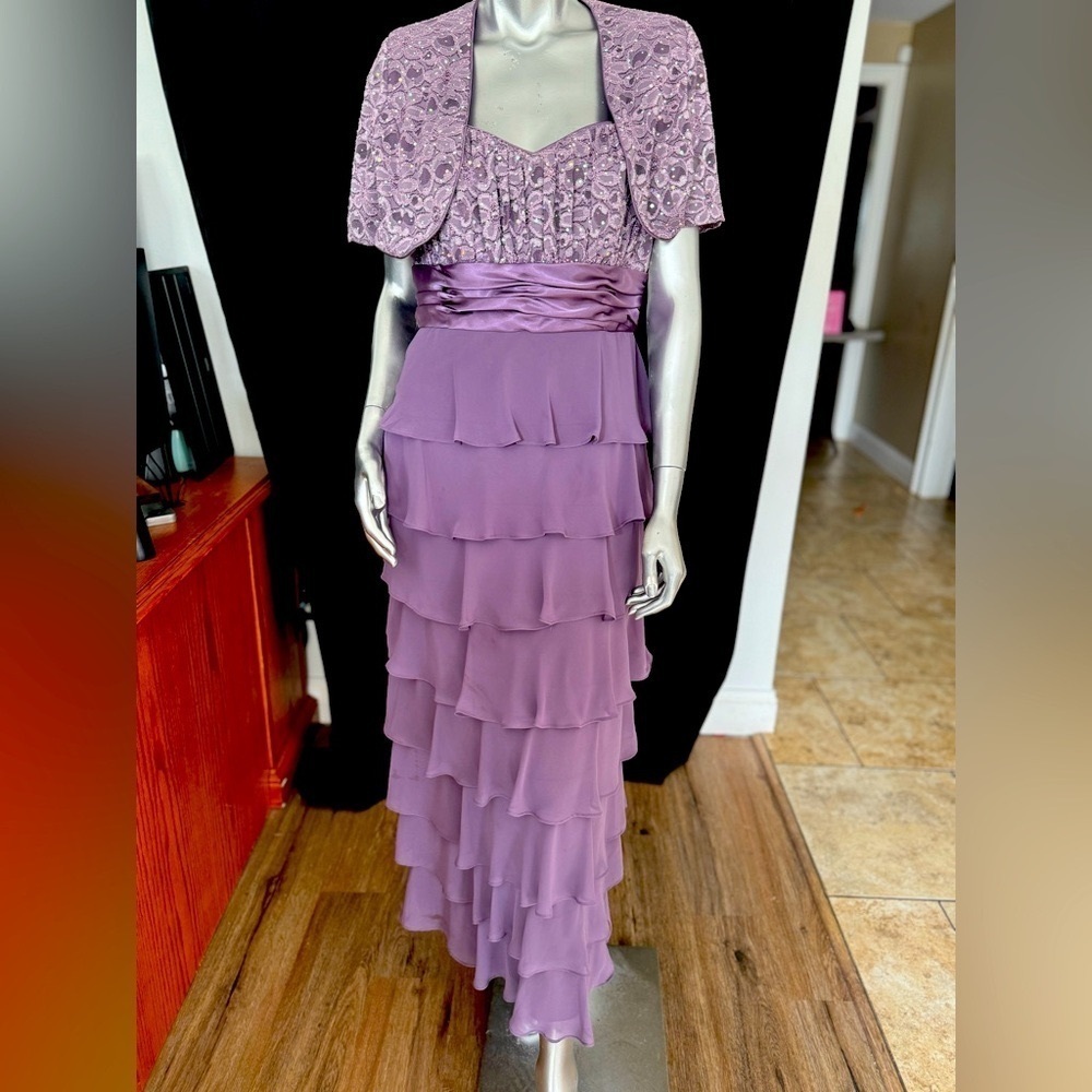 R&M Richards 2 Piece Evening Gown Size 8P